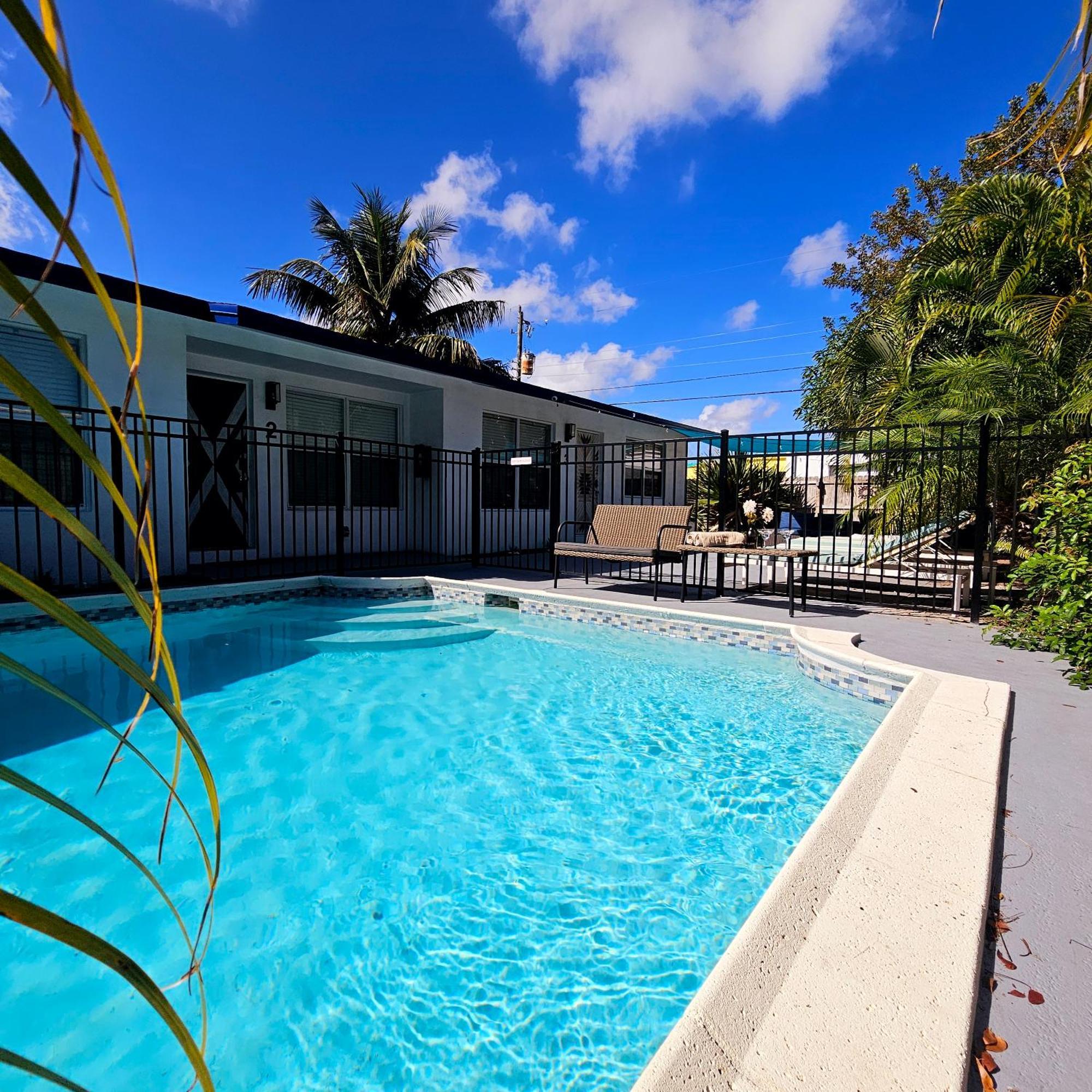 Equipped House W Pool & Patios, Near The Beaches, Prime Location- Ideal For Small Families, Coastal Haven Fort Lauderdale Exteriör bild